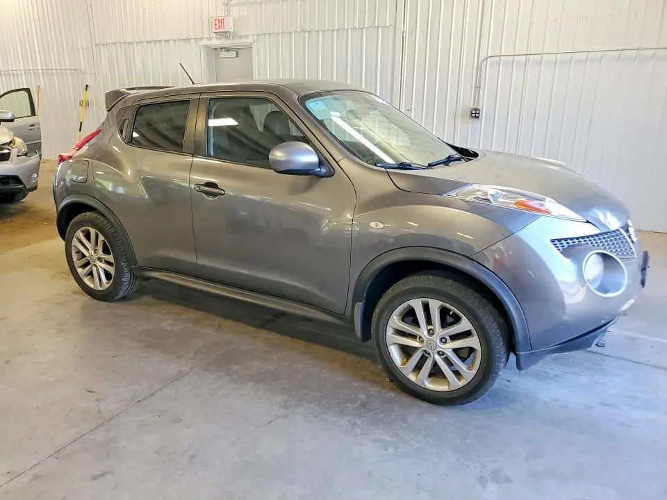 2013 NISSAN JUKE S  