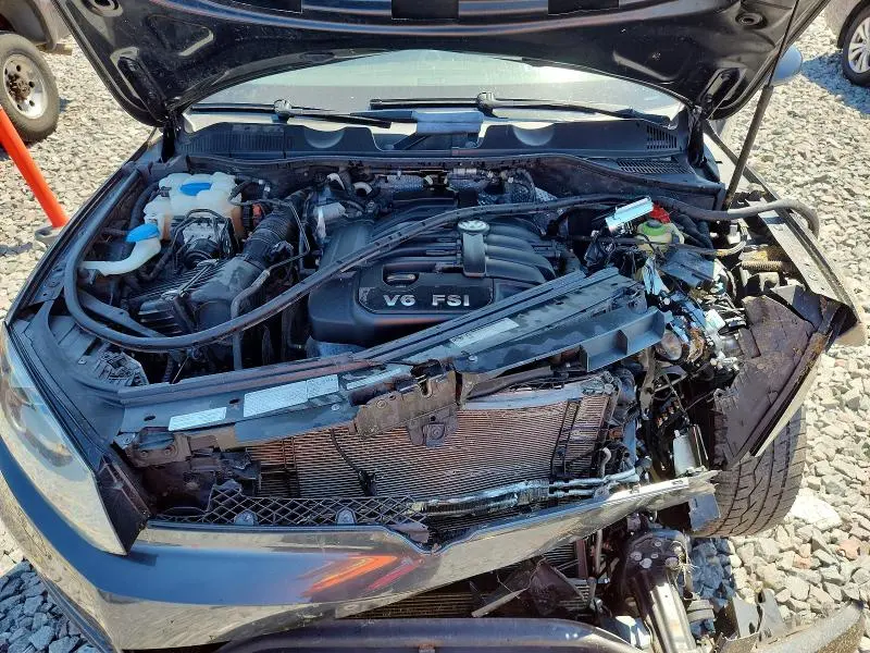 2013 VOLKSWAGEN TOUAREG V6  