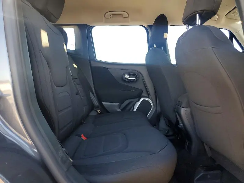 2019 JEEP RENEGADE LATITUDE  