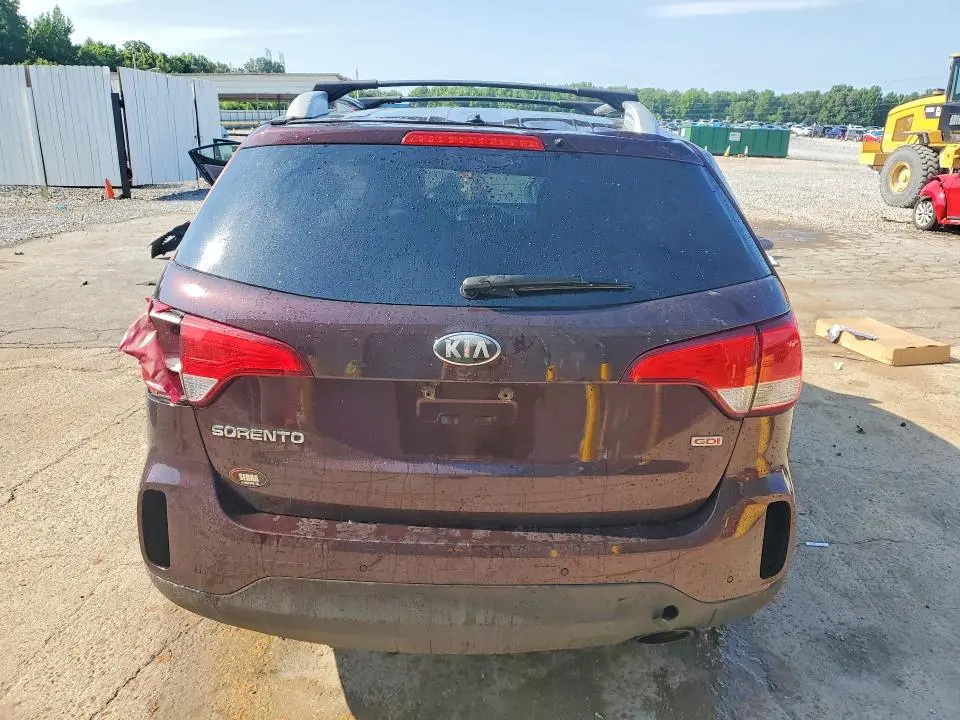 2014 KIA SORENTO LX  