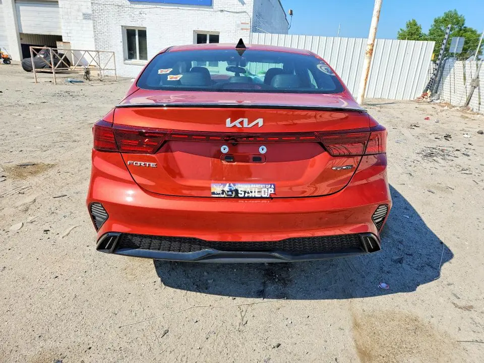 2023 KIA FORTE GT LINE  
