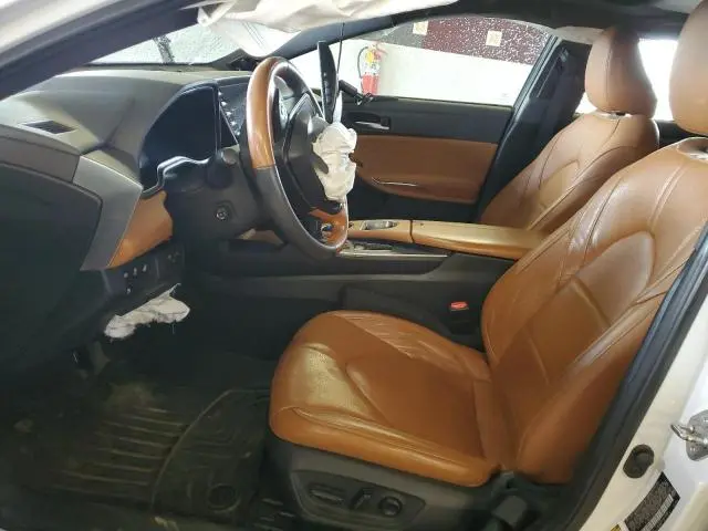 2019 TOYOTA AVALON XLE