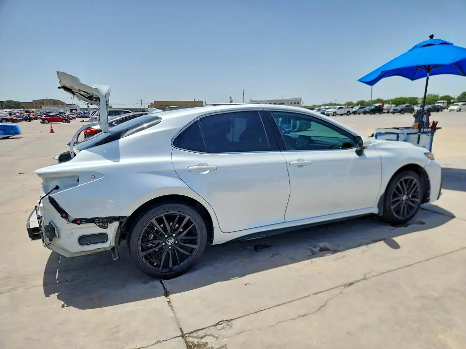2023 TOYOTA CAMRY XSE  