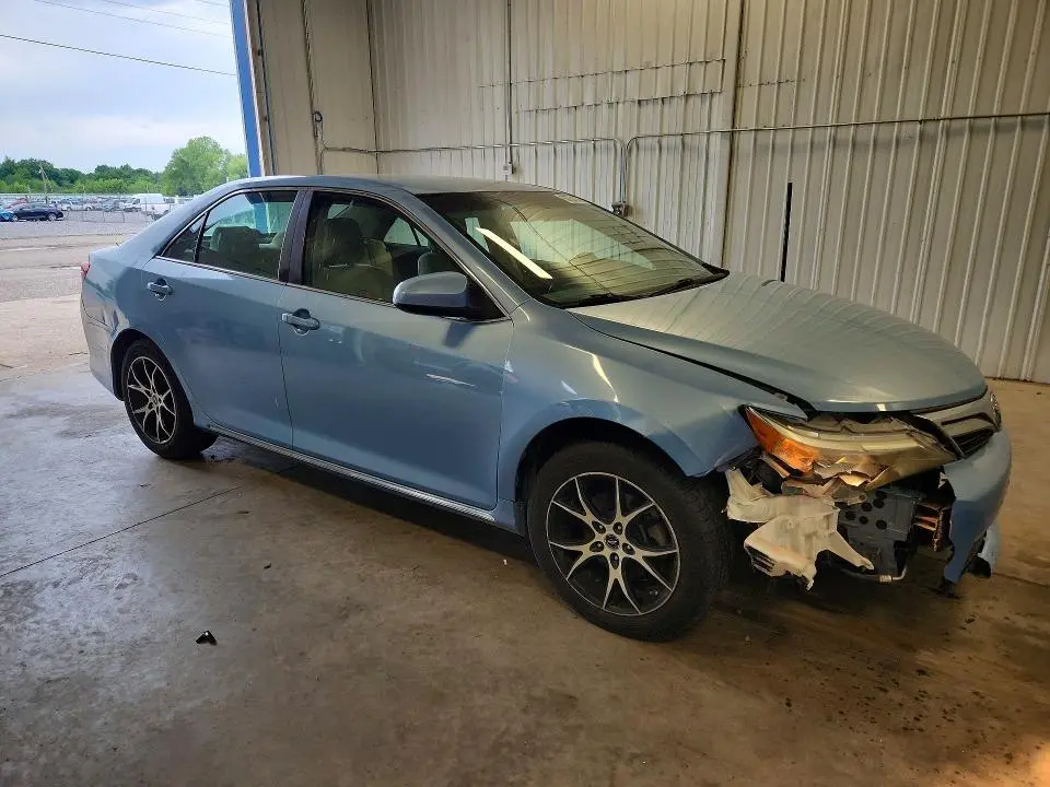 2012 TOYOTA CAMRY LE  