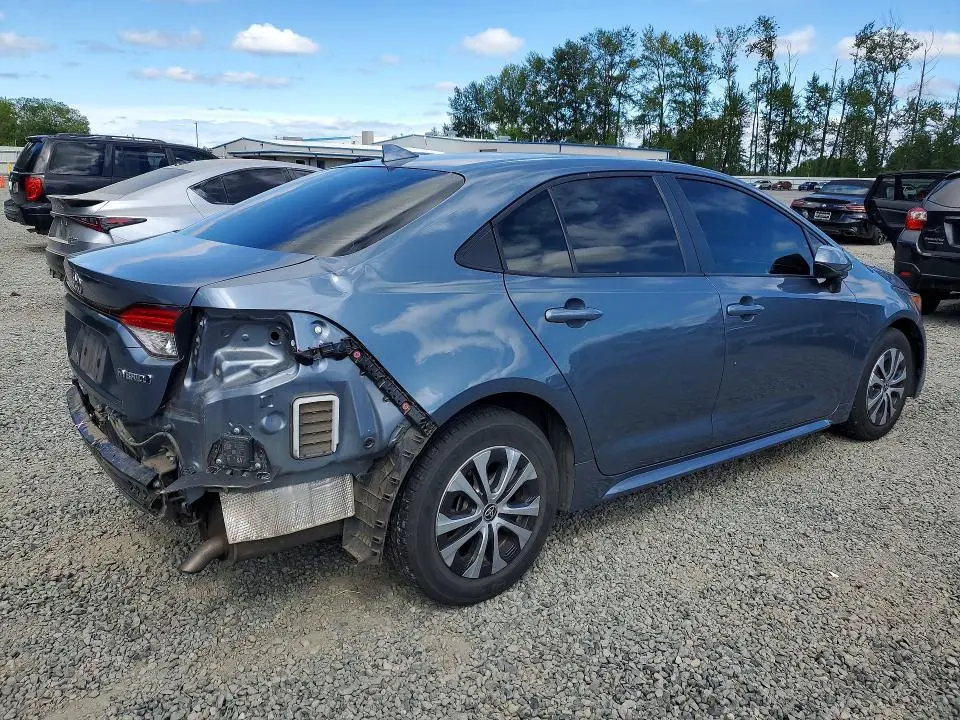 2022 TOYOTA COROLLA LE  