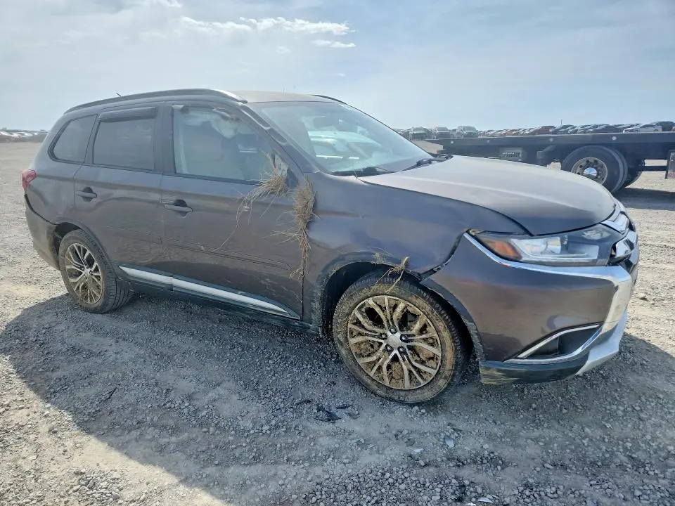 2016 MITSUBISHI OUTLANDER SE  