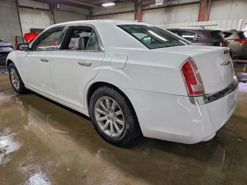 2011 CHRYSLER 300C   
