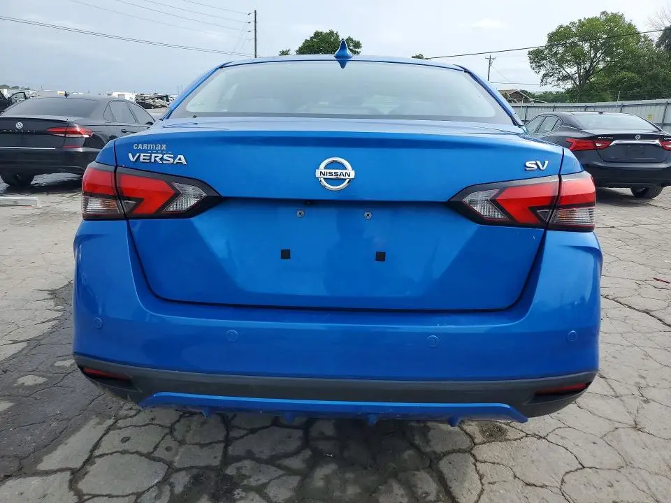 2020 NISSAN VERSA SV  