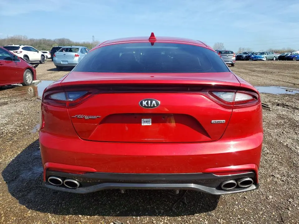 2019 KIA STINGER BASE  