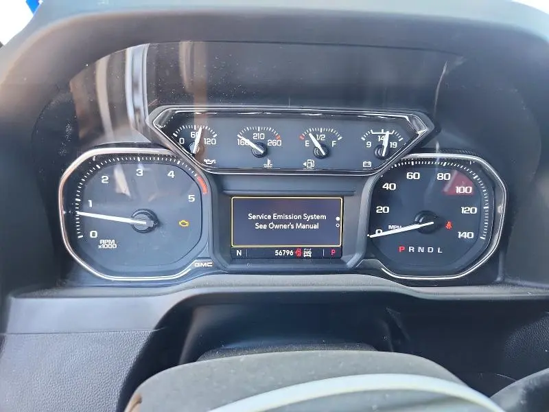 2022 GMC SIERRA K2500 AT4  