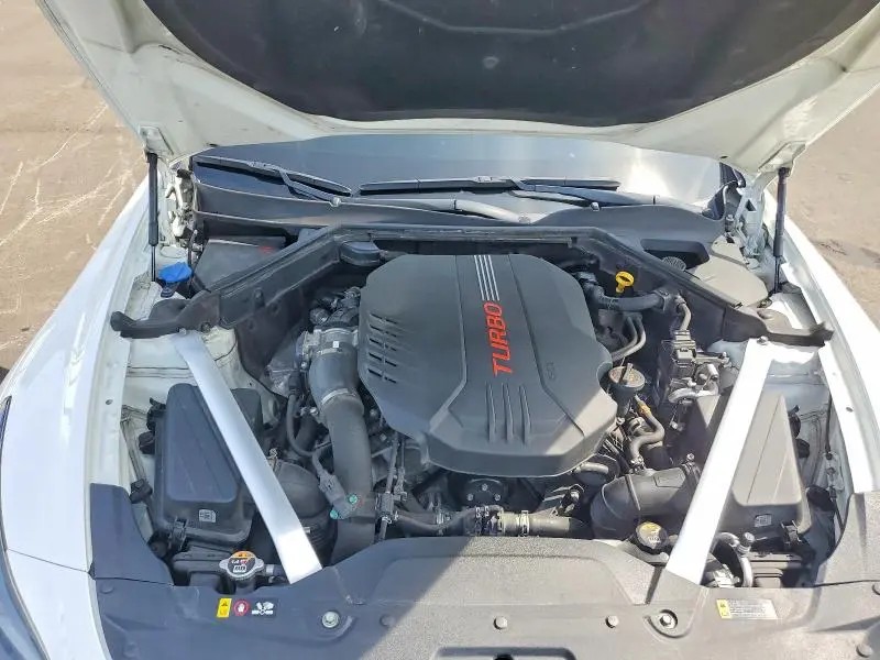 2022 KIA STINGER GT1  