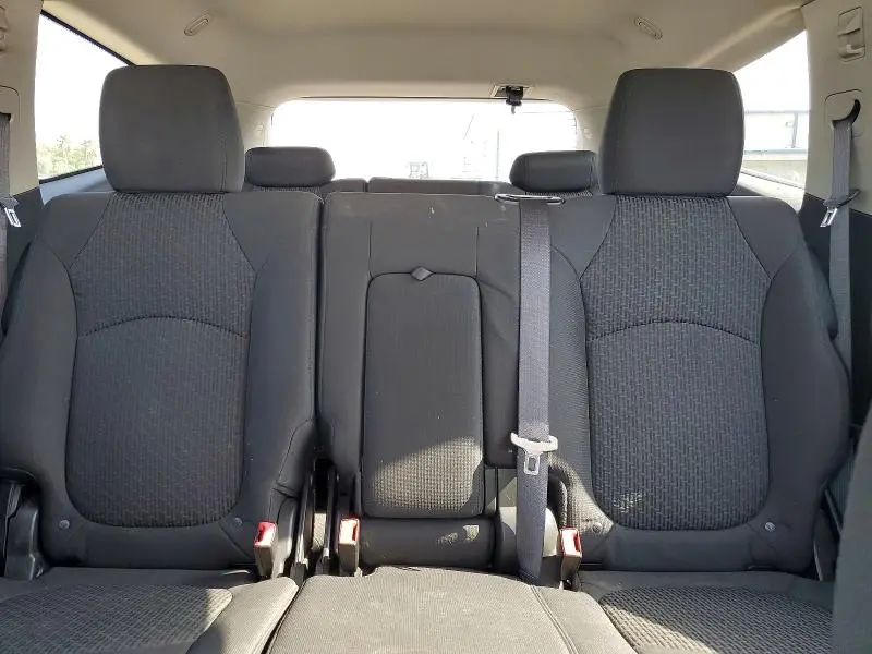2012 CHEVROLET TRAVERSE LT  