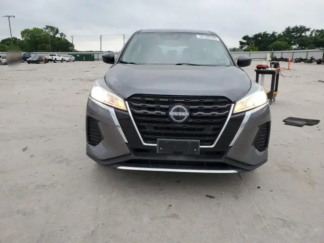 2023 NISSAN KICKS S  