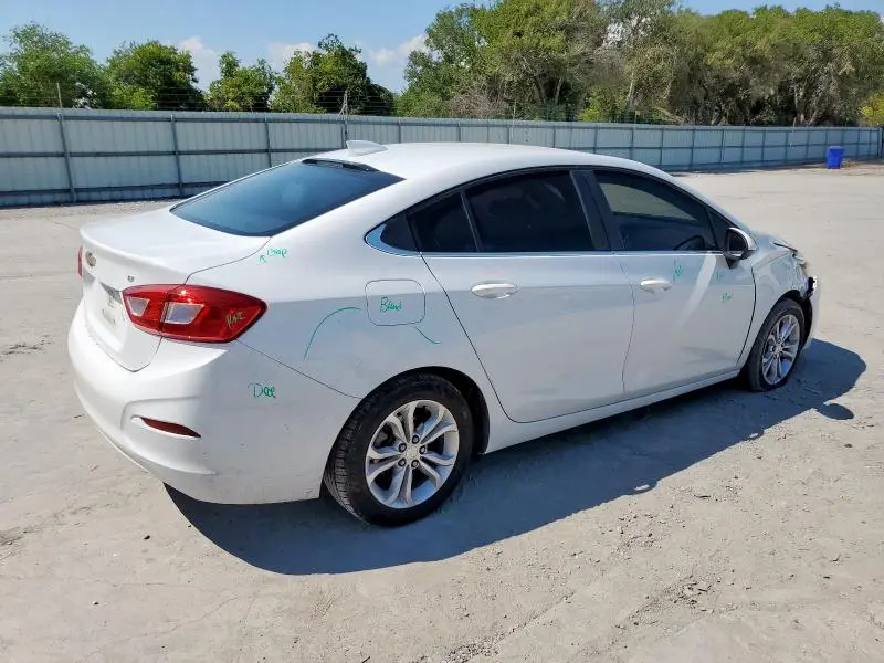 2019 CHEVROLET CRUZE LT  
