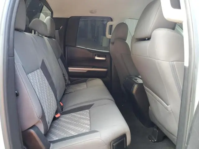 2018 TOYOTA TUNDRA DOUBLE CAB SR  