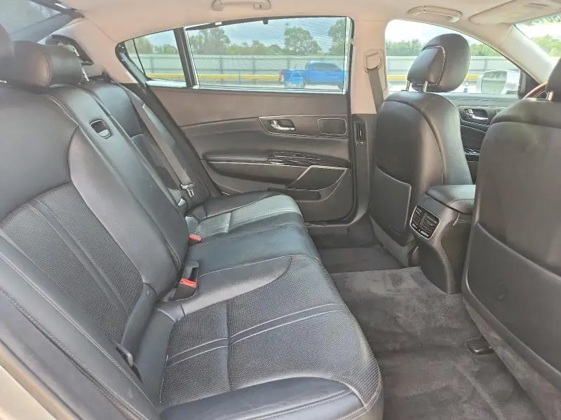 2015 KIA K900 PREMIUM  