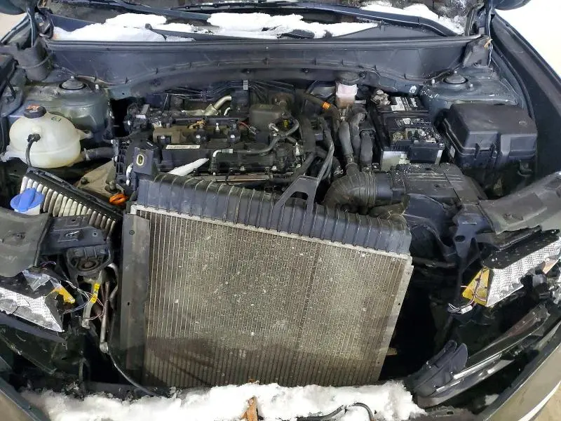 2022 HYUNDAI TUCSON SE  