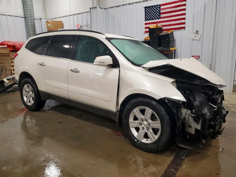2012 CHEVROLET TRAVERSE LT  