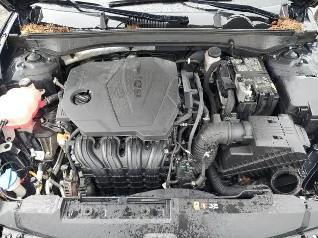 2022 HYUNDAI SONATA SE  