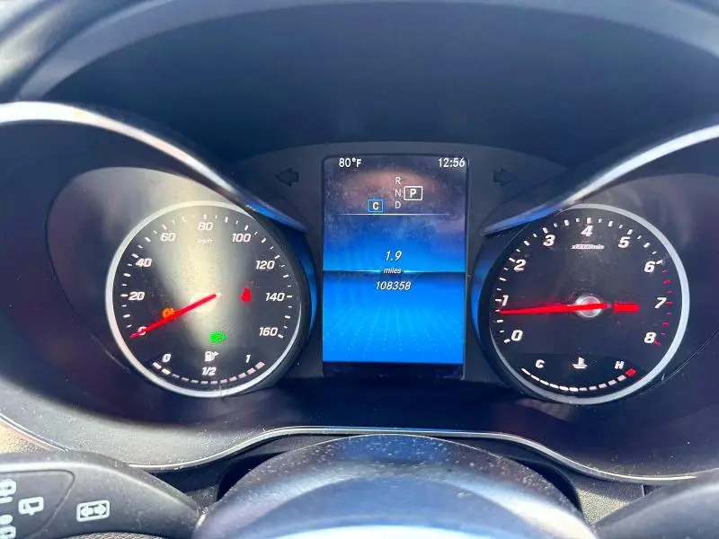 2022 MERCEDES-BENZ GLC 300  