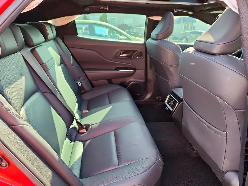 2024 TOYOTA CROWN PLATINUM  