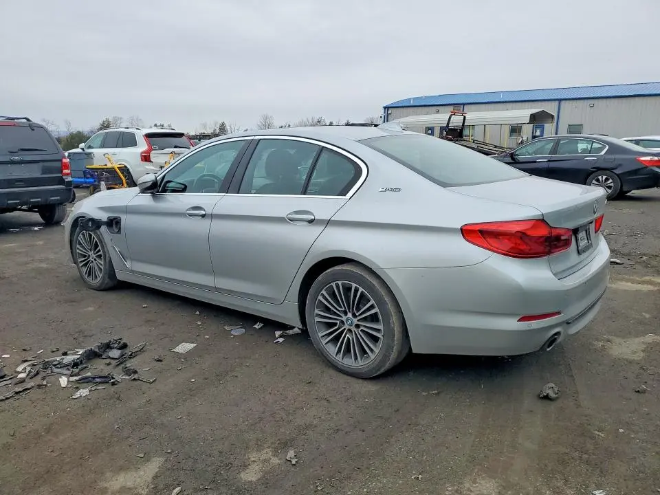 2019 BMW 530XE   