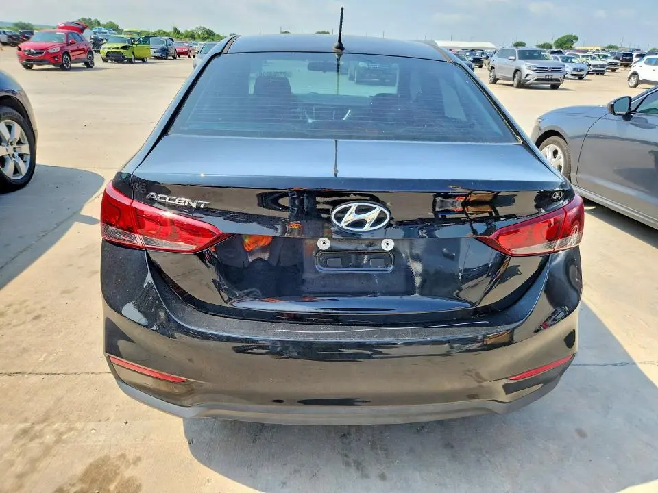 2021 HYUNDAI ACCENT SE  