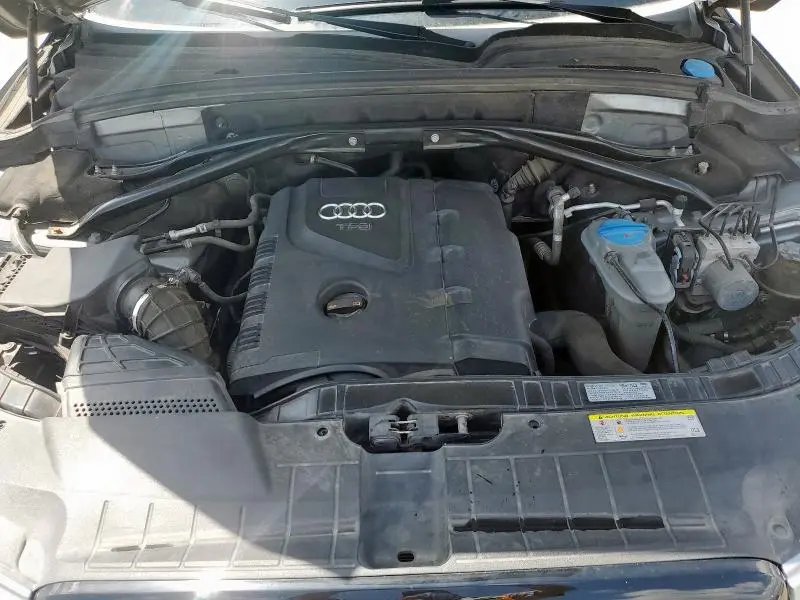 2011 AUDI Q5 PREMIUM  