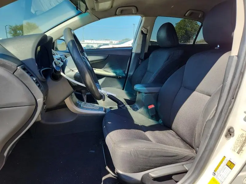 2013 TOYOTA COROLLA S  