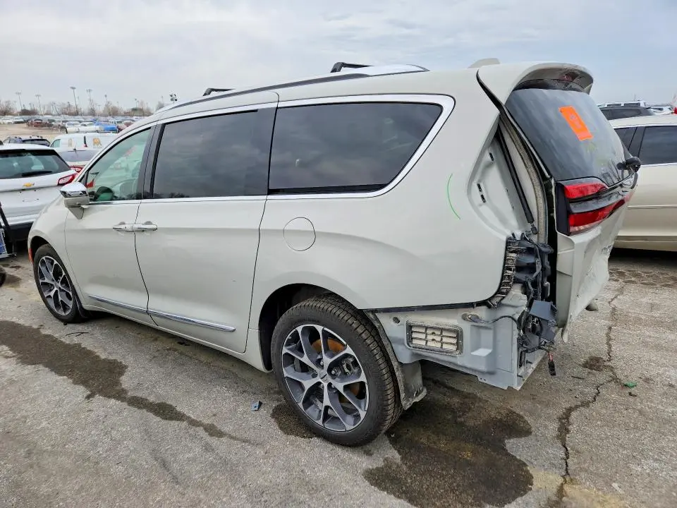 2021 CHRYSLER PACIFICA LIMITED  