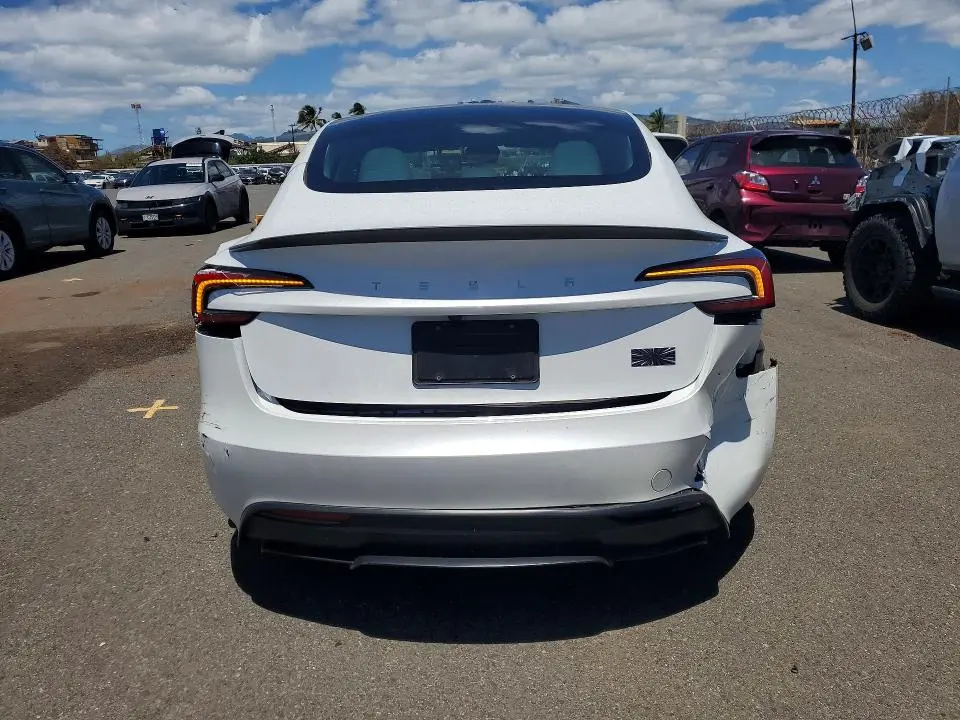 2024 TESLA MODEL 3   