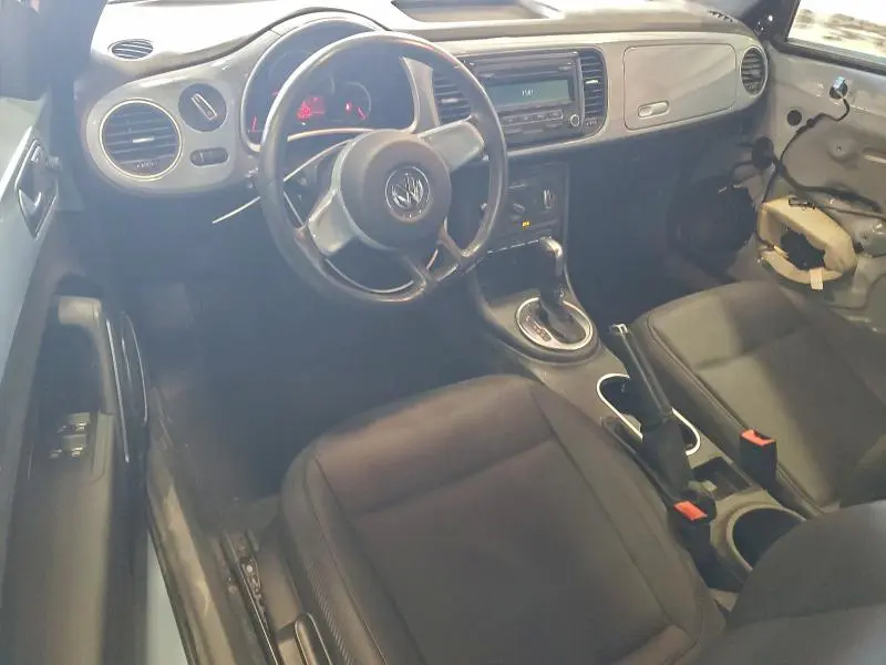 2013 VOLKSWAGEN BEETLE   