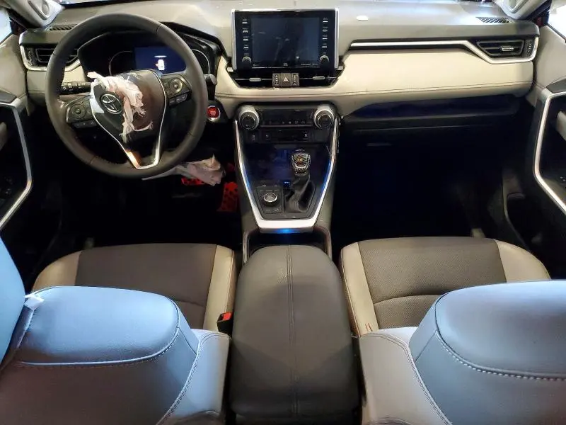 2020 TOYOTA RAV4 LIMITED  