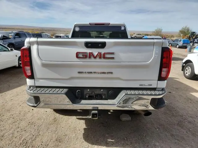 2022 GMC SIERRA K2500 SLE  