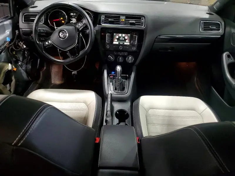 2015 VOLKSWAGEN JETTA SE  