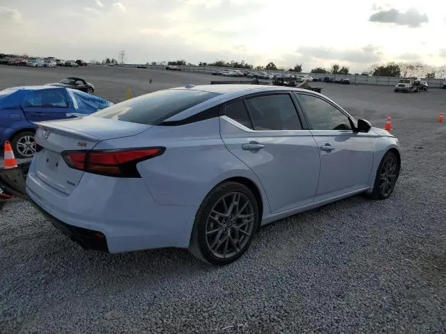 2024 NISSAN ALTIMA SR