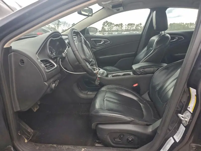 2016 CHRYSLER 200 LIMITED  