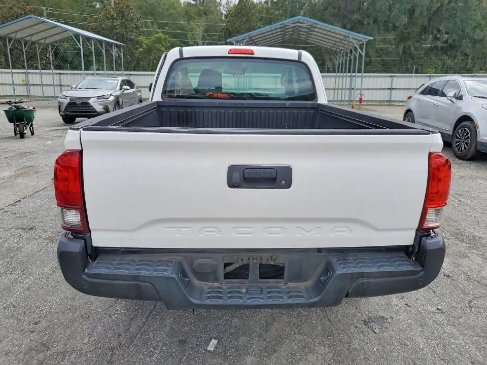 2018 TOYOTA TACOMA SR  