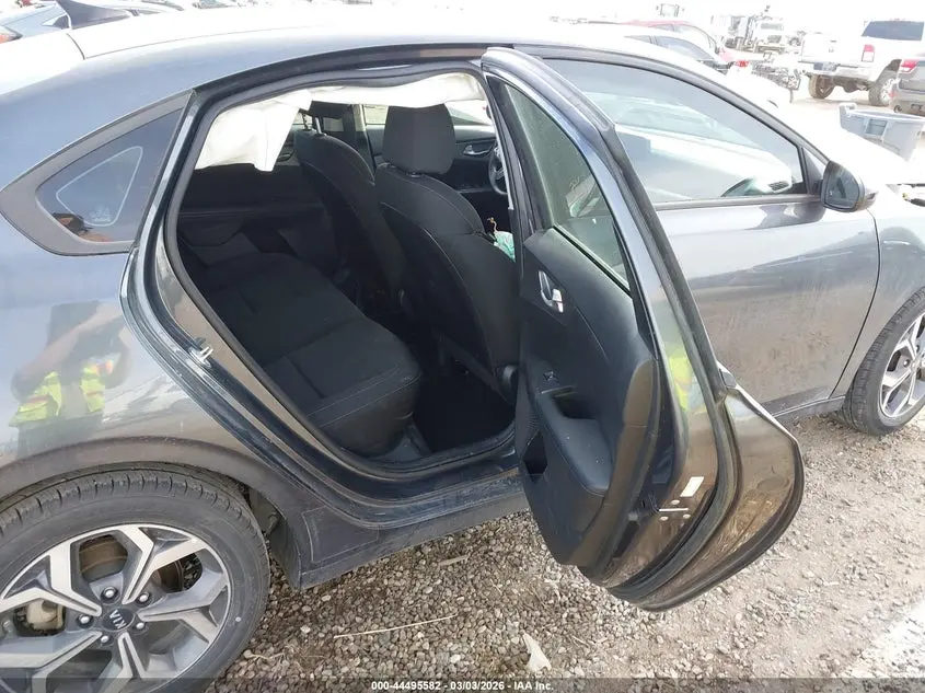 2021 KIA FORTE LXS