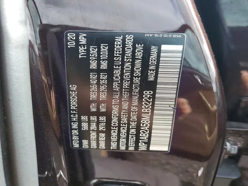 2021 PORSCHE MACAN S  
