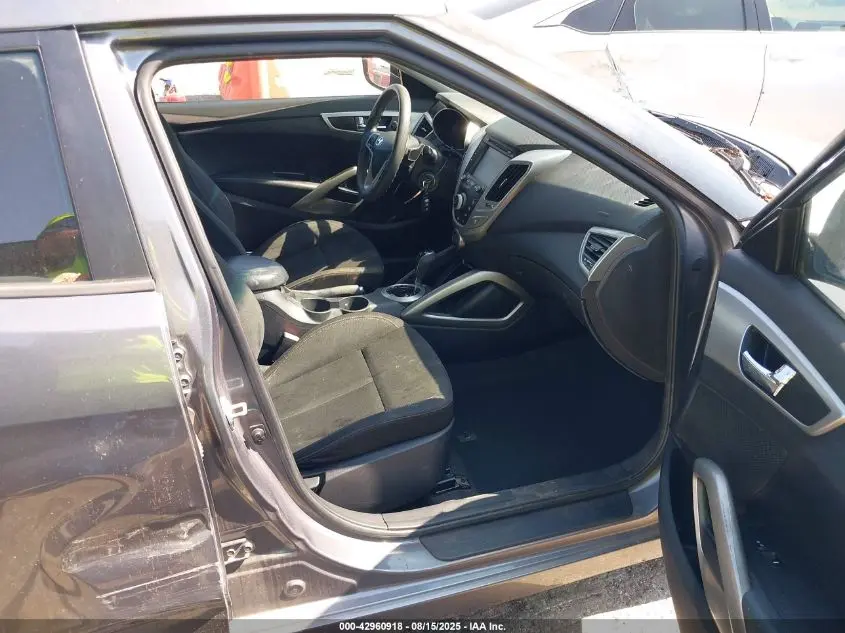 2013 HYUNDAI VELOSTER BASE W/BLACK
