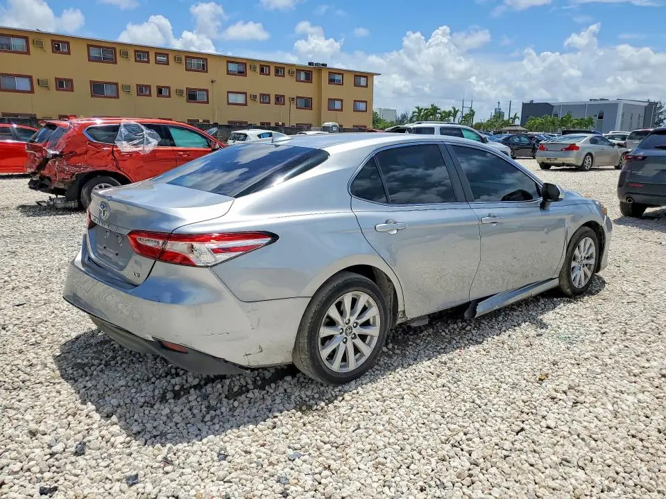 2020 TOYOTA CAMRY LE  