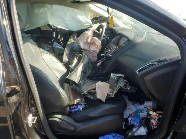 2015 FORD FOCUS TITANIUM  