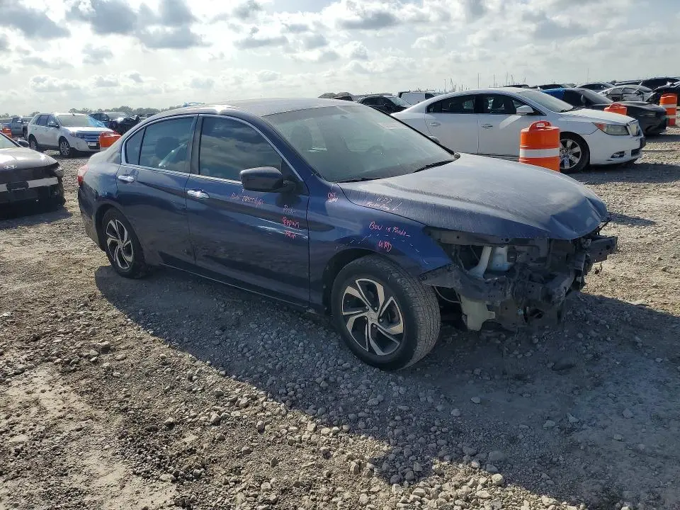 2017 HONDA ACCORD LX  