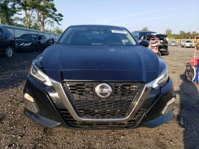 2019 NISSAN ALTIMA SR  