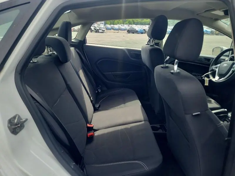 2019 FORD FIESTA SE  