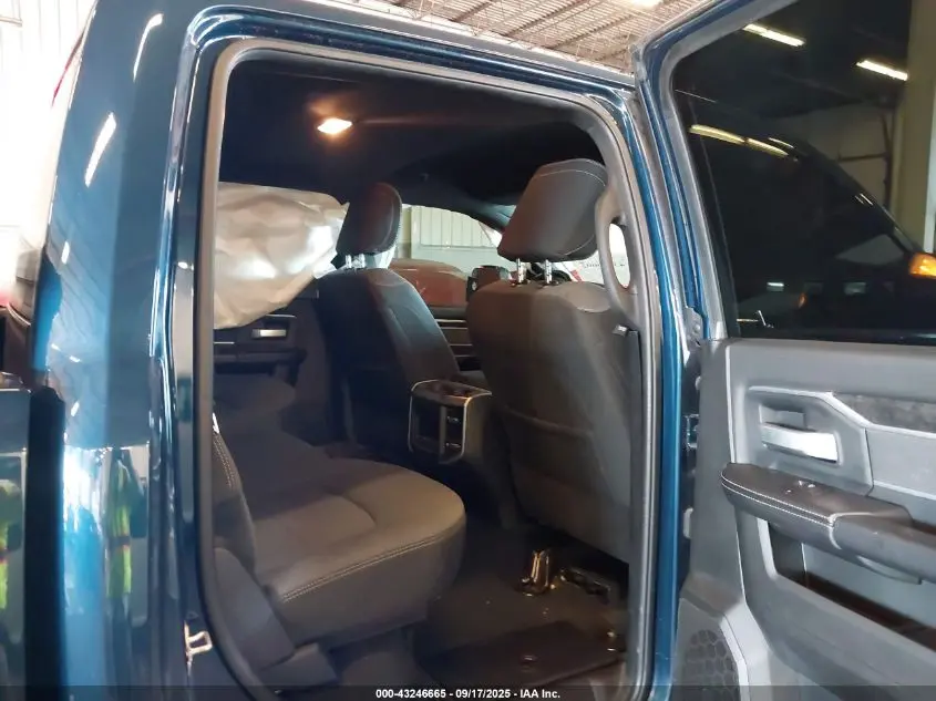 2022 RAM 2500 BIG HORN  4X4 6'4 BOX