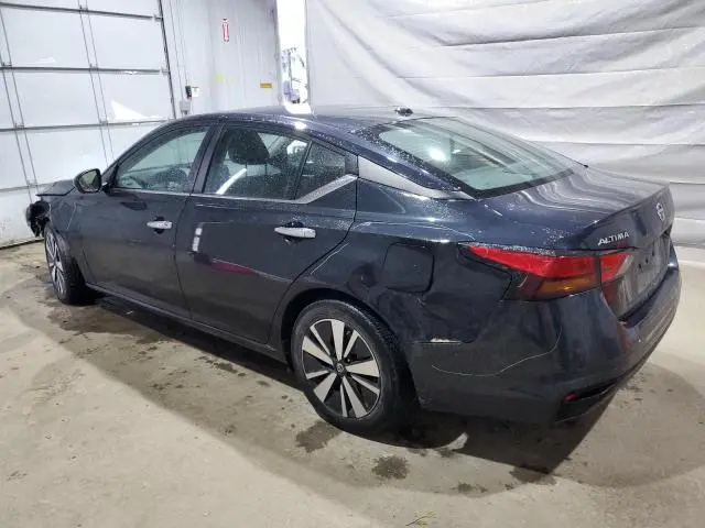 2022 NISSAN ALTIMA SV  