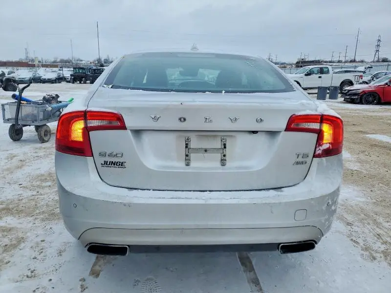2015 VOLVO S60 PREMIER  