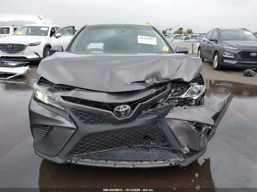 2019 TOYOTA CAMRY SE